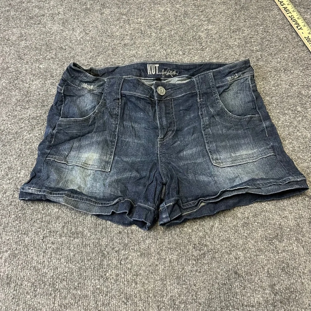 KUT from the Kloth Shorts Womens Size 10 Dark Wash Denim Stretch Distressed